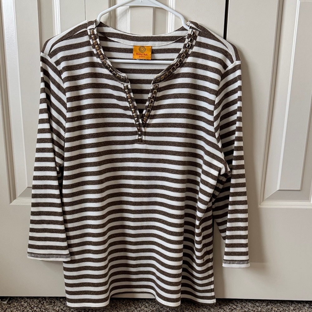 Ruby Rd | XL Petite | Women's Striped Brown and White Shirt V Neck 3/4 Sleeves
